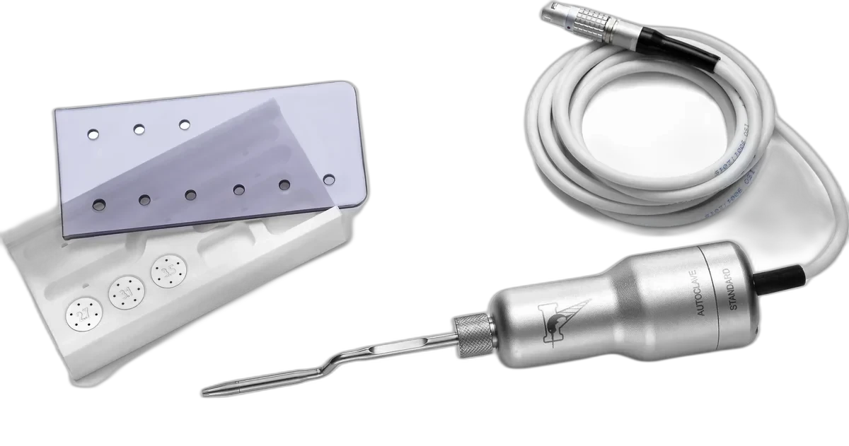 Kit Easy-Pin completo: box autoclavabile, manipolo Magnetic Mallet, strumento inseritore e pin in titanio